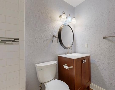 9100 Berkshire Drive - Photo Thumbnail 13