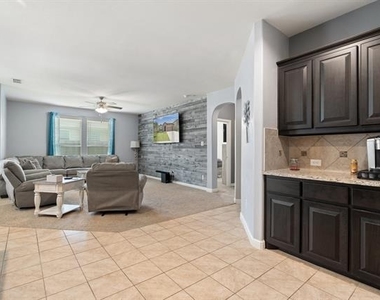 9124 Golden Hollow Lane - Photo Thumbnail 2
