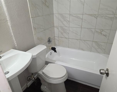 3910 Polly Street - Photo Thumbnail 5