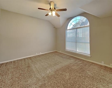 9817 Preston Vineyard Drive - Photo Thumbnail 8