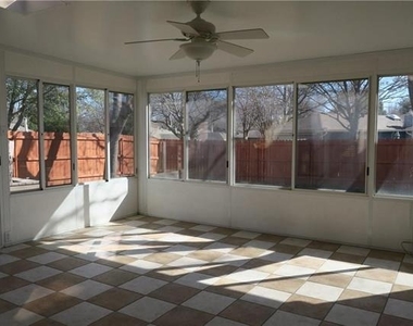 1508 Woodoak Drive - Photo Thumbnail 13