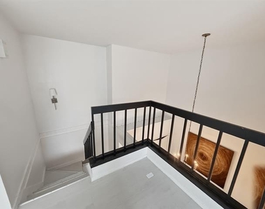 336 Melrose Drive - Photo Thumbnail 14