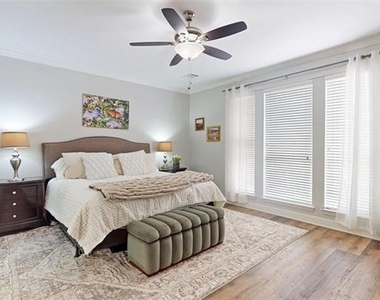 3200 Hilltop Court - Photo Thumbnail 14