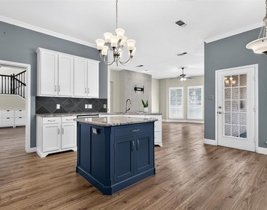 1331 Lighthouse Lane - Photo Thumbnail 5