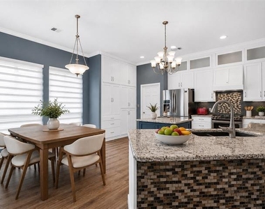 1331 Lighthouse Lane - Photo Thumbnail 7