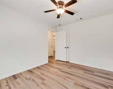 3252 Anchor Drive - Photo Thumbnail 11
