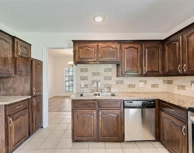 3252 Anchor Drive - Photo Thumbnail 9