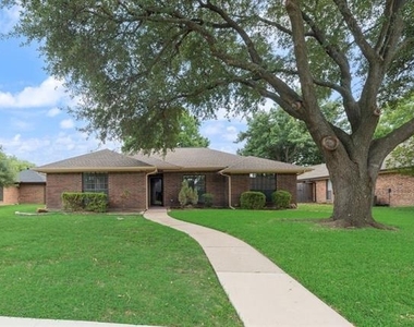 3252 Anchor Drive - Photo Thumbnail 1