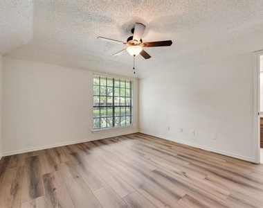 3252 Anchor Drive - Photo Thumbnail 16