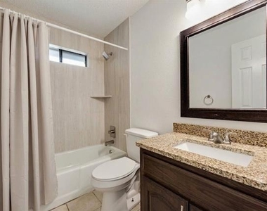 3252 Anchor Drive - Photo Thumbnail 15