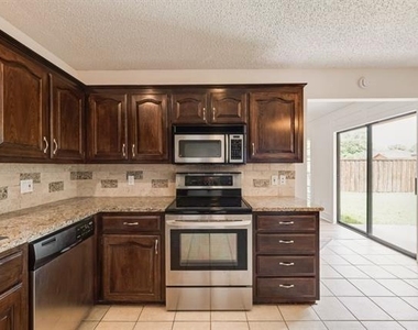 3252 Anchor Drive - Photo Thumbnail 10