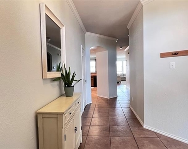 6441 Payton Drive - Photo Thumbnail 5