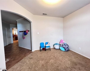 6441 Payton Drive - Photo Thumbnail 2