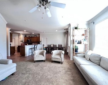 6441 Payton Drive - Photo Thumbnail 15