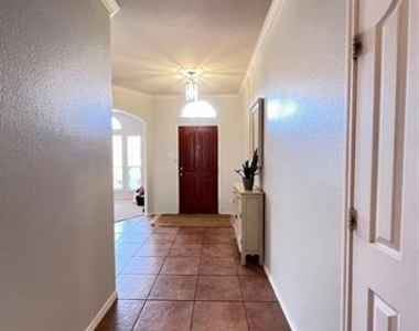 6441 Payton Drive - Photo Thumbnail 6