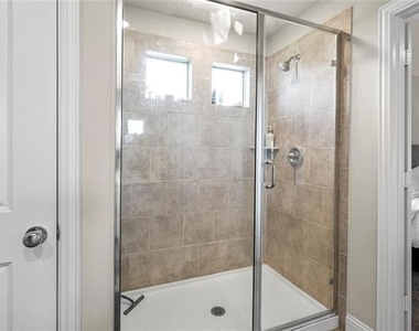 1229 Carinna Drive - Photo Thumbnail 17