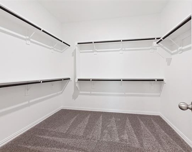 4157 Humboldt Street - Photo Thumbnail 18