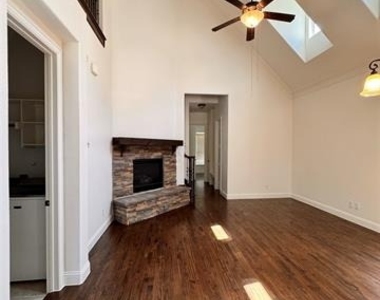 1212 Prescott Street - Photo Thumbnail 6