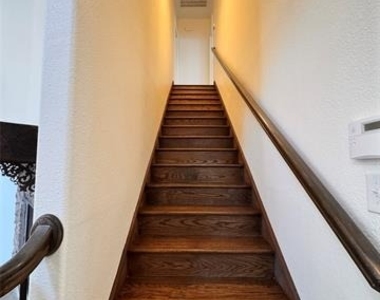 1212 Prescott Street - Photo Thumbnail 16
