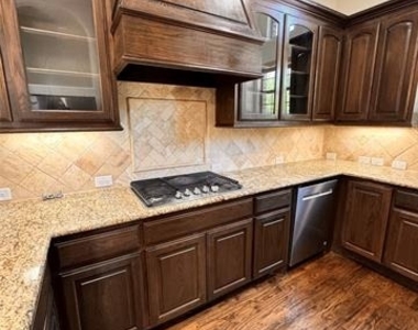 1212 Prescott Street - Photo Thumbnail 2