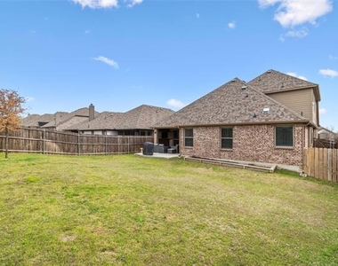2116 Victoria Lane - Photo Thumbnail 33