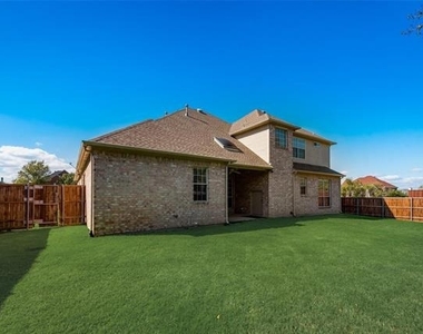 120 Cambridge Court - Photo Thumbnail 25