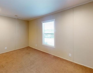 7415 Remington Road - Photo Thumbnail 11