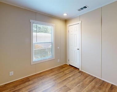7415 Remington Road - Photo Thumbnail 8