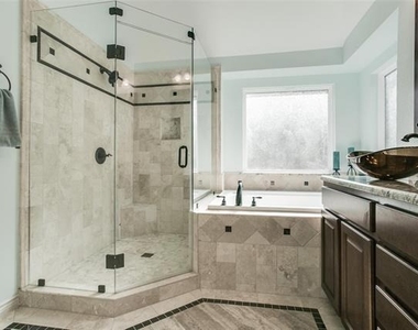 4040 Wellington Lane - Photo Thumbnail 13