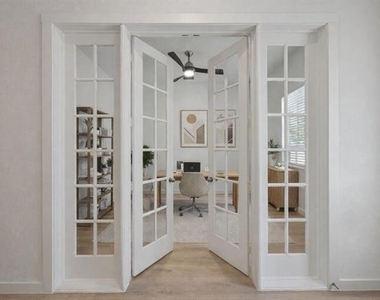 928 Marian Drive - Photo Thumbnail 3