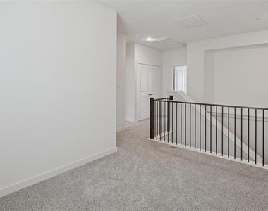 928 Marian Drive - Photo Thumbnail 27