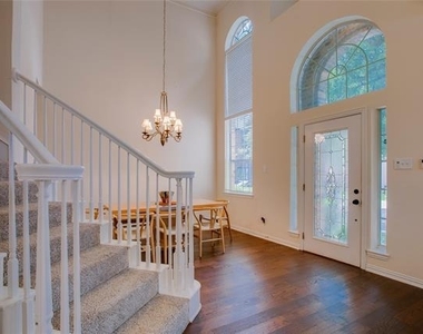 14628 Dickenson Court - Photo Thumbnail 3