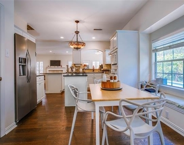14628 Dickenson Court - Photo Thumbnail 12
