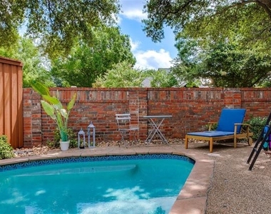 14628 Dickenson Court - Photo Thumbnail 23