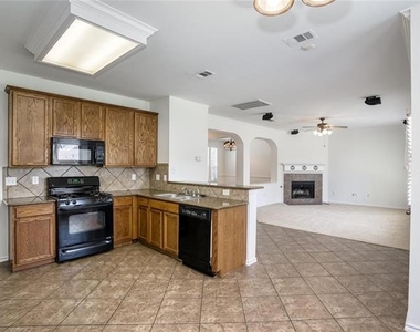 9909 Delamere Drive - Photo Thumbnail 10
