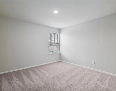 422 Wydown Drive - Photo Thumbnail 26