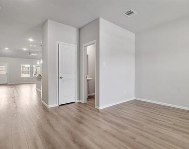 422 Wydown Drive - Photo Thumbnail 24