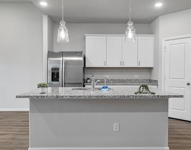 422 Wydown Drive - Photo Thumbnail 10