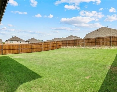 422 Wydown Drive - Photo Thumbnail 33