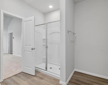 422 Wydown Drive - Photo Thumbnail 19