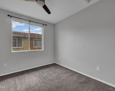 18250 N Cave Creek Road - Photo Thumbnail 30