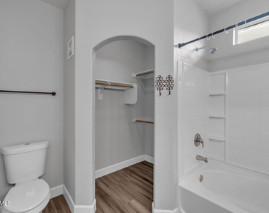 18250 N Cave Creek Road - Photo Thumbnail 29