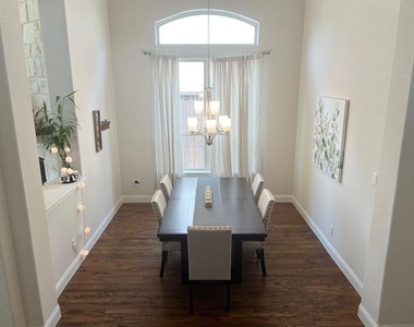 10505 Wintergreen Drive - Photo Thumbnail 9