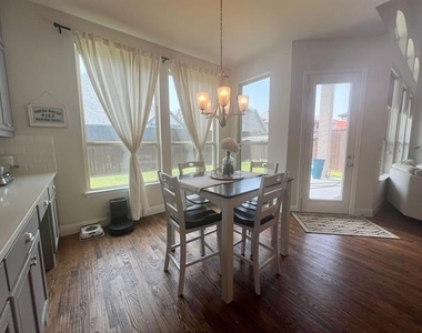 10505 Wintergreen Drive - Photo Thumbnail 8