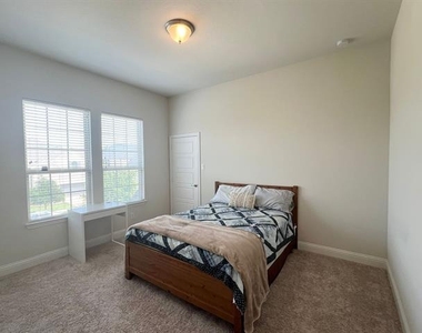 10505 Wintergreen Drive - Photo Thumbnail 25