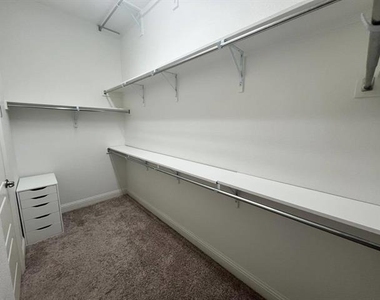 10505 Wintergreen Drive - Photo Thumbnail 16