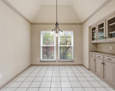 3318 Summergrove Drive - Photo Thumbnail 10