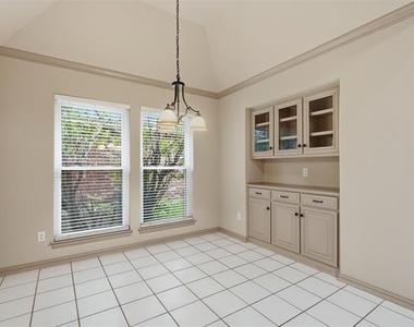 3318 Summergrove Drive - Photo Thumbnail 11