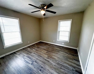 1824 Provine Street - Photo Thumbnail 12