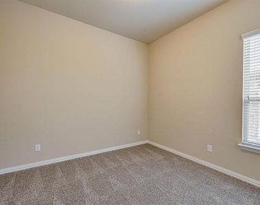 10013 Tule Lake Road - Photo Thumbnail 22